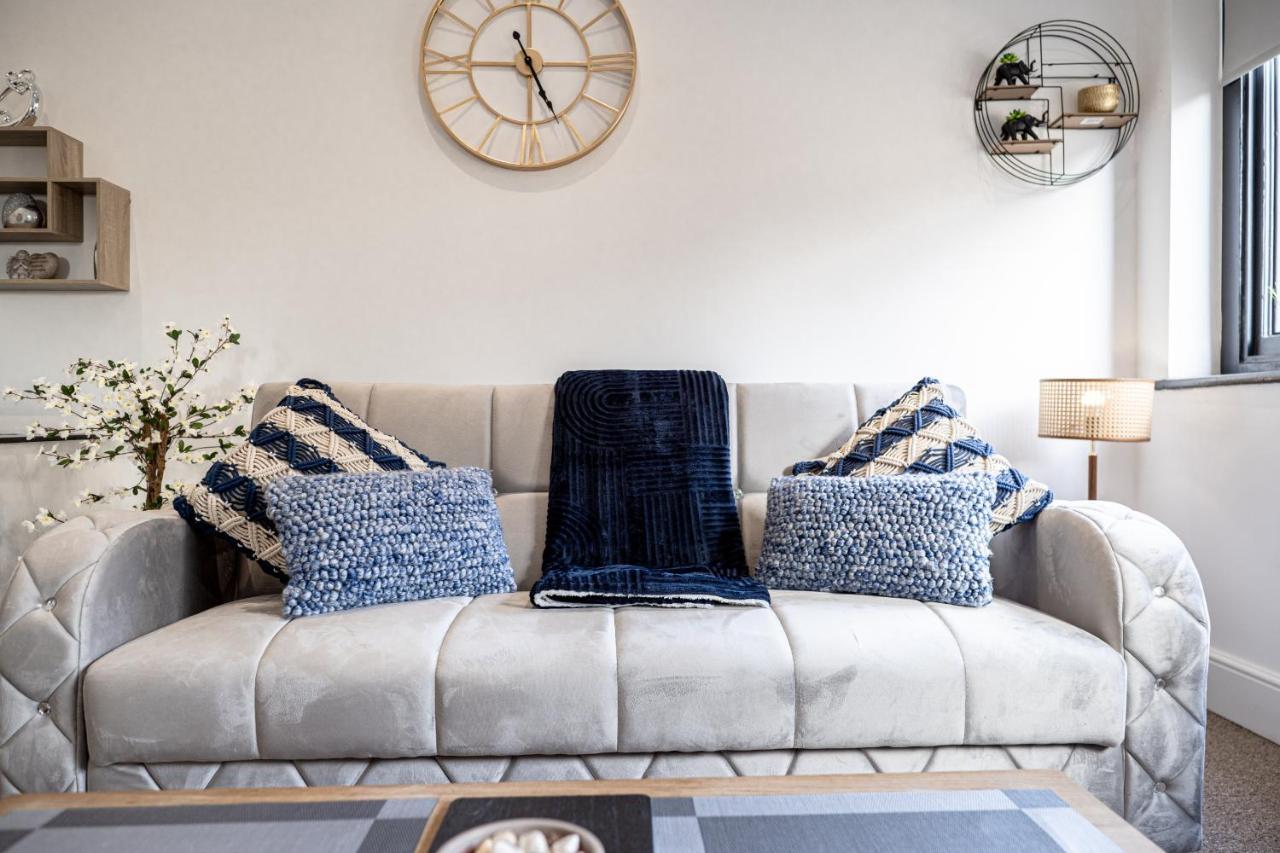 Cozy 1-Bedroom Apartment In The Heart Of Barnsley Town Centre Exteriér fotografie