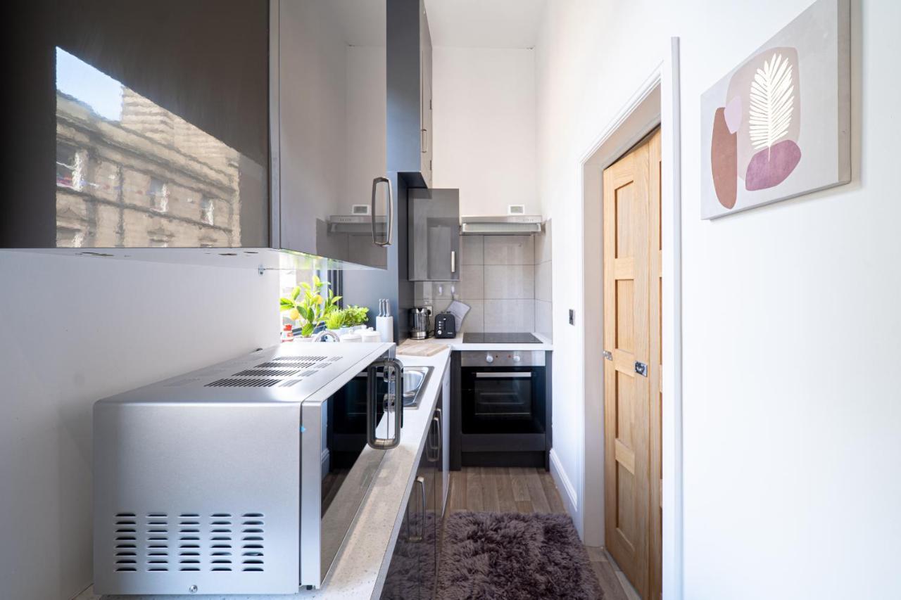 Cozy 1-Bedroom Apartment In The Heart Of Barnsley Town Centre Exteriér fotografie