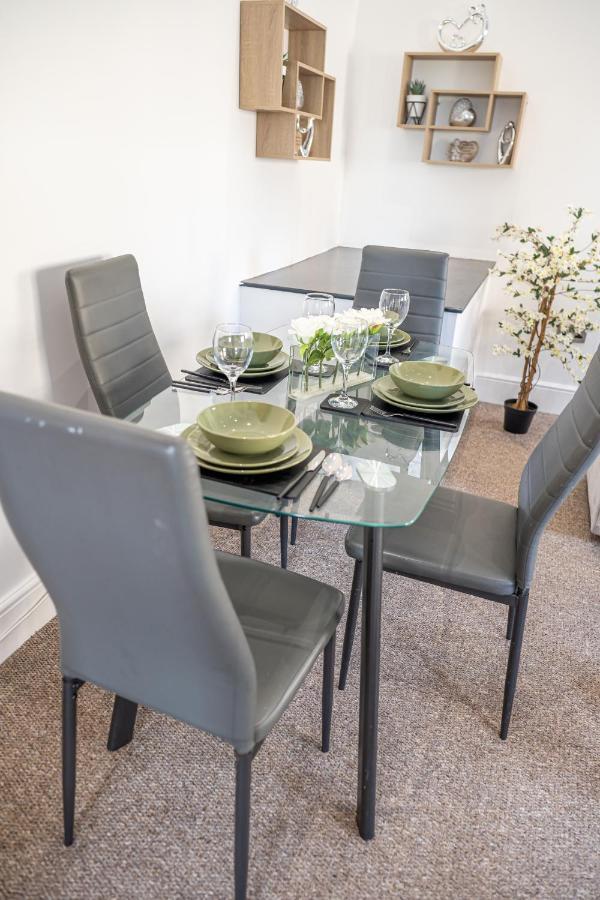 Cozy 1-Bedroom Apartment In The Heart Of Barnsley Town Centre Exteriér fotografie