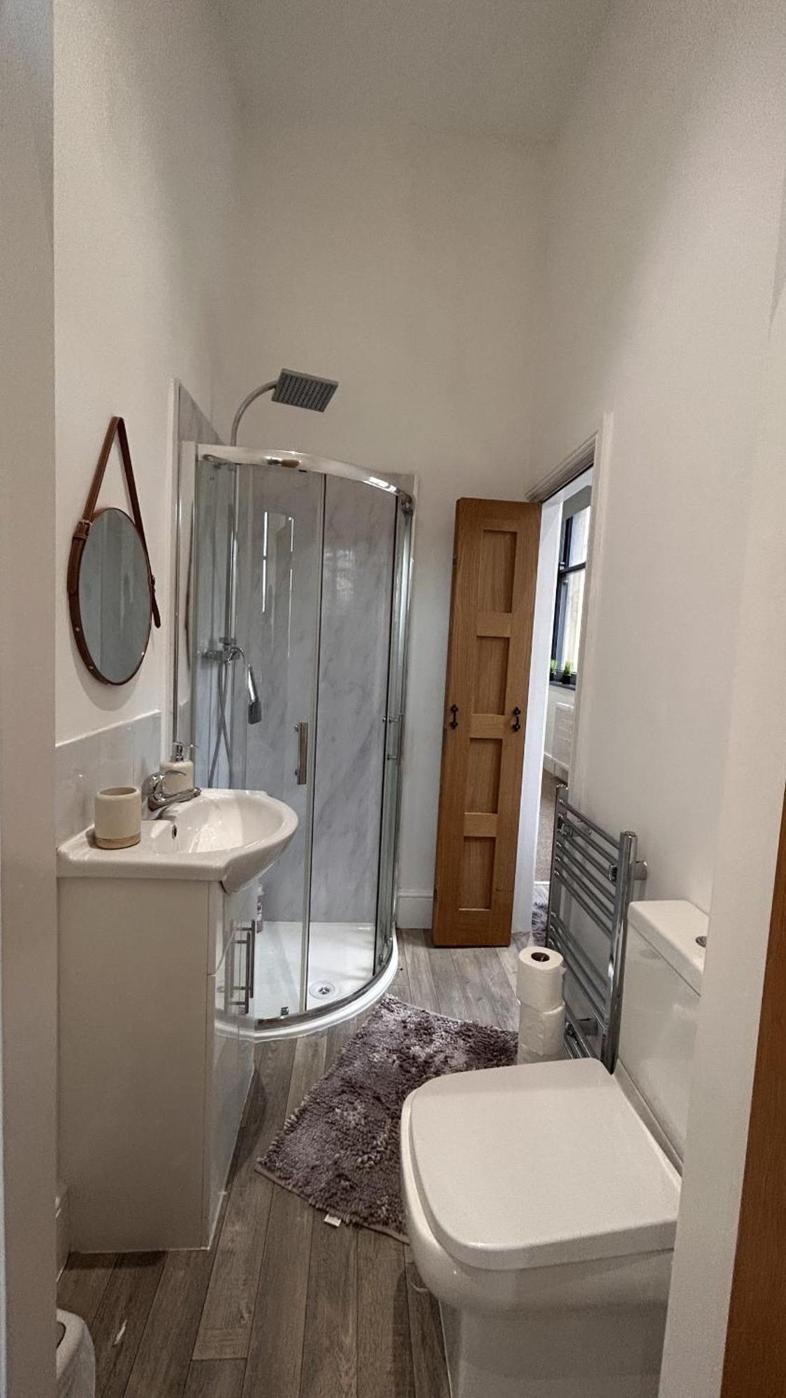 Cozy 1-Bedroom Apartment In The Heart Of Barnsley Town Centre Exteriér fotografie